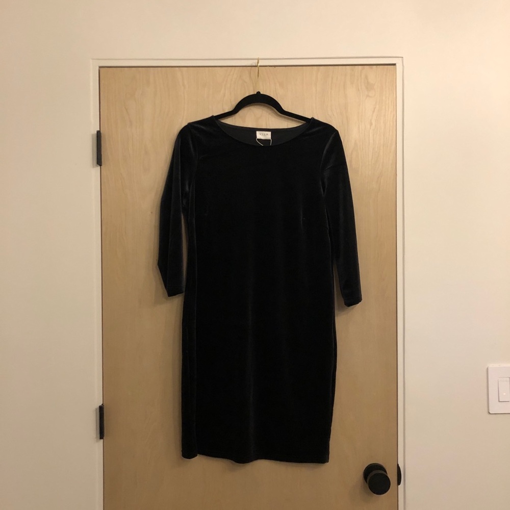 Vila black velvet dress